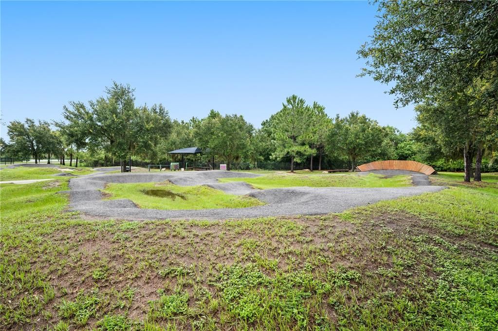 For Sale: $389,700 (3 beds, 2 baths, 1755 Square Feet)