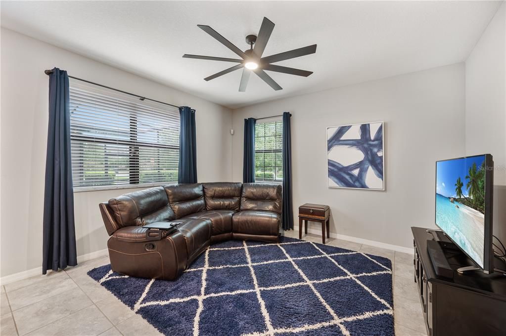 For Sale: $389,700 (3 beds, 2 baths, 1755 Square Feet)