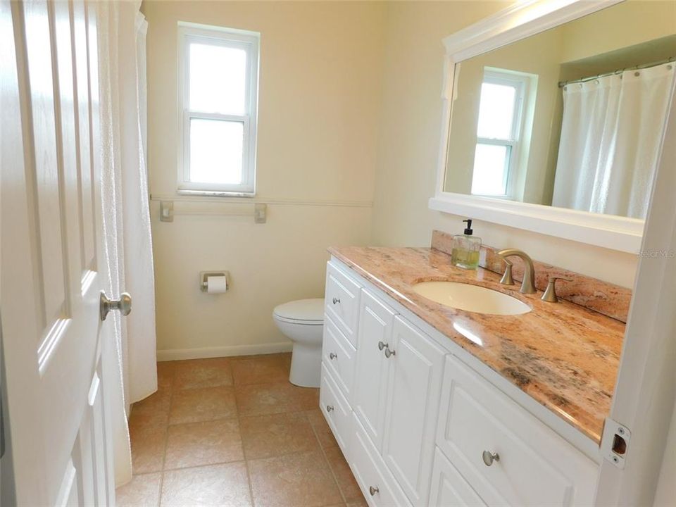 For Sale: $309,000 (2 beds, 2 baths, 1504 Square Feet)