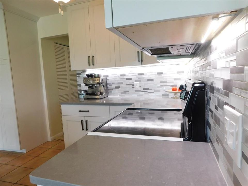 For Sale: $309,000 (2 beds, 2 baths, 1504 Square Feet)