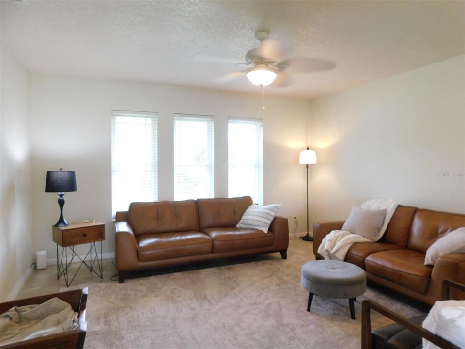 For Sale: $309,000 (2 beds, 2 baths, 1504 Square Feet)