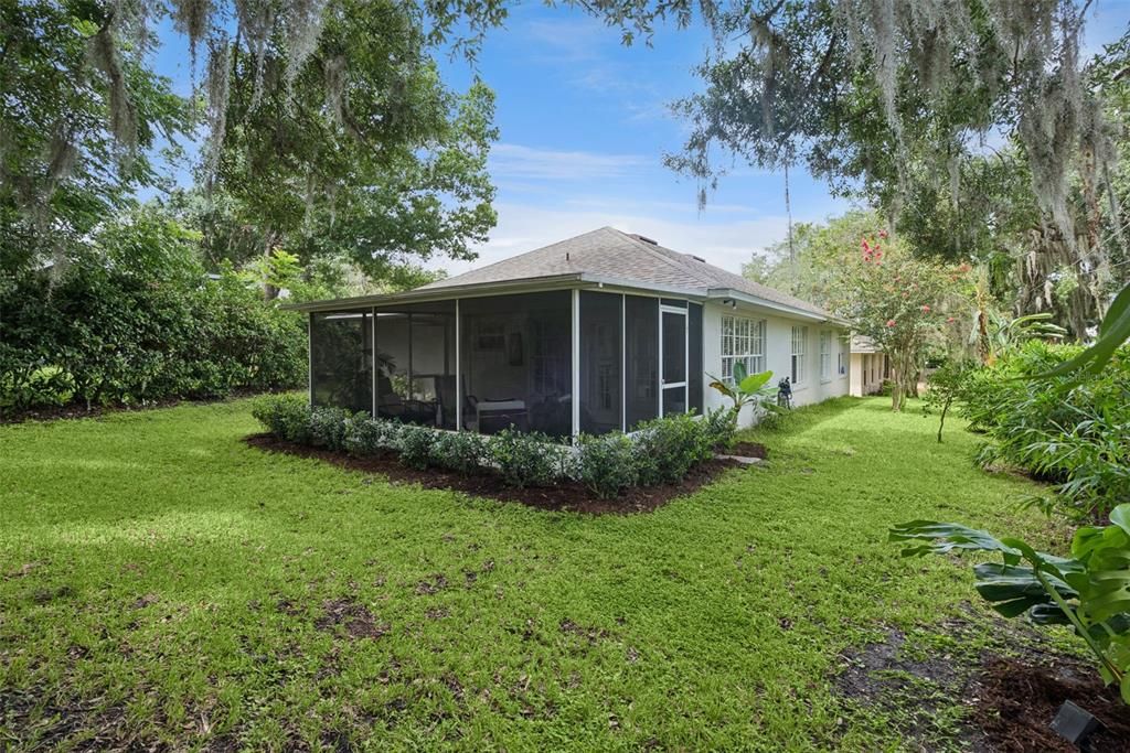 For Sale: $375,000 (2 beds, 2 baths, 1514 Square Feet)
