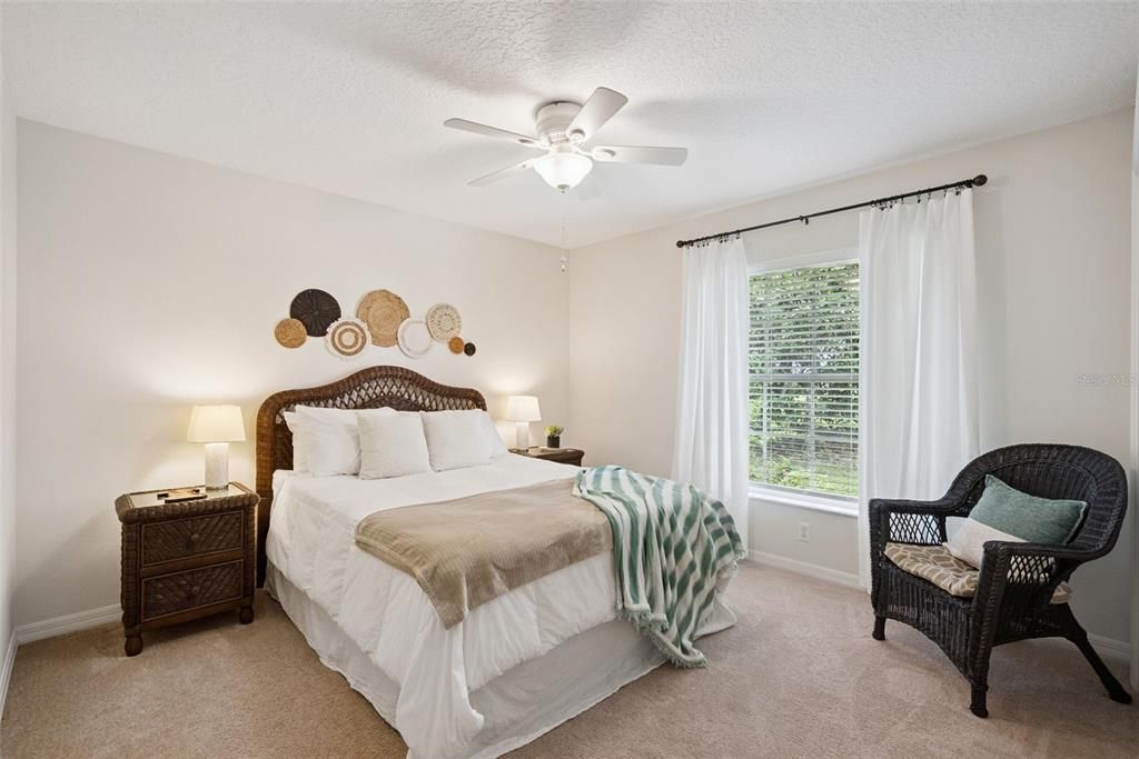 For Sale: $375,000 (2 beds, 2 baths, 1514 Square Feet)
