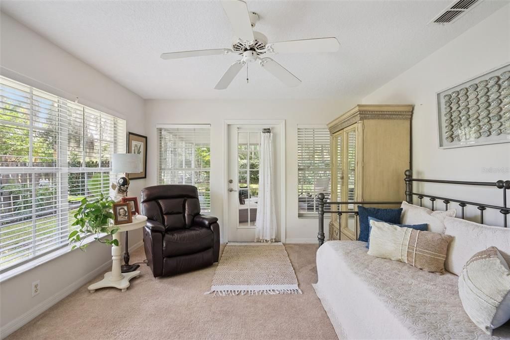 For Sale: $375,000 (2 beds, 2 baths, 1514 Square Feet)