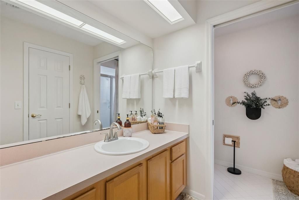 For Sale: $375,000 (2 beds, 2 baths, 1514 Square Feet)