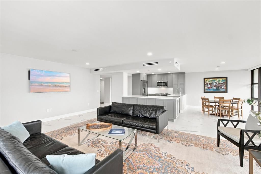 For Sale: $1,299,999 (2 beds, 2 baths, 1636 Square Feet)