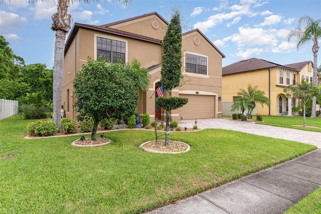 For Sale: $500,000 (4 beds, 3 baths, 2668 Square Feet)