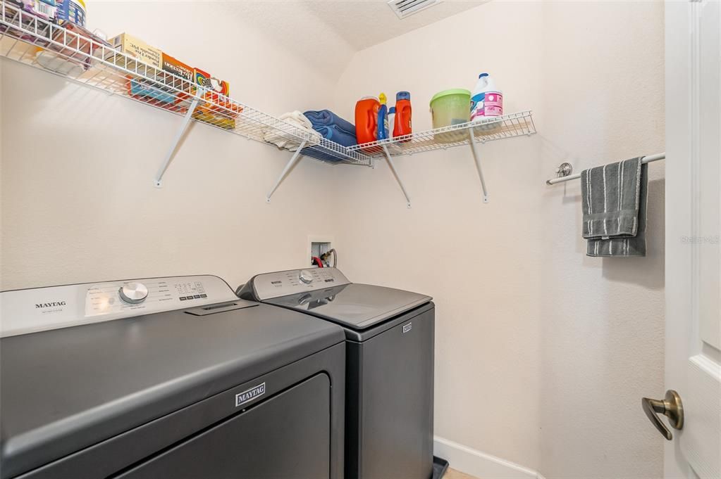 For Sale: $500,000 (4 beds, 3 baths, 2668 Square Feet)