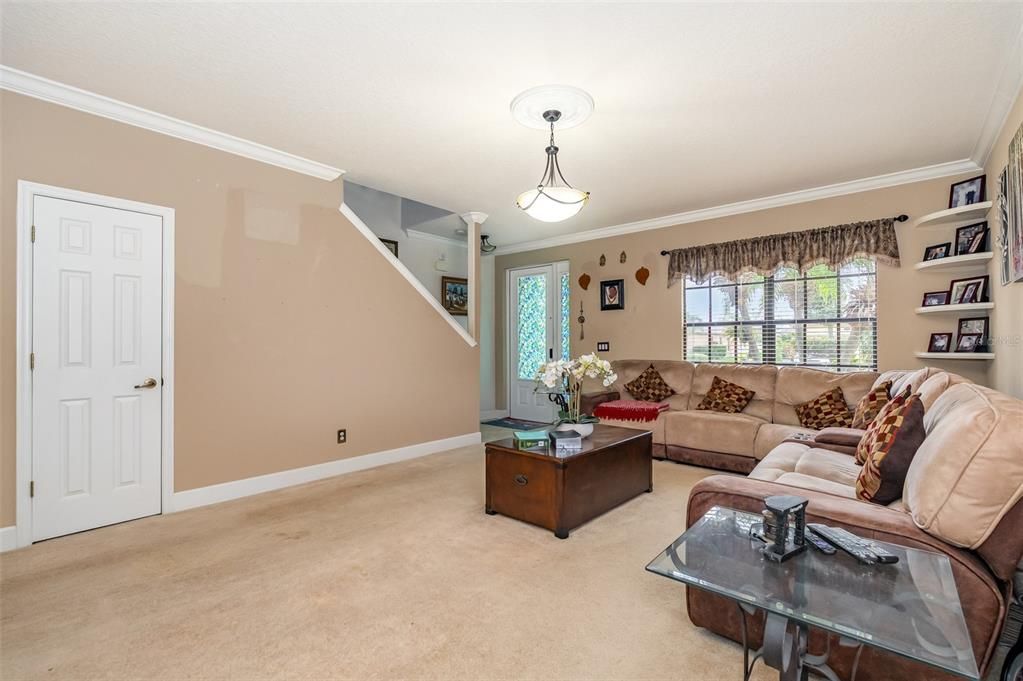 For Sale: $500,000 (4 beds, 3 baths, 2668 Square Feet)