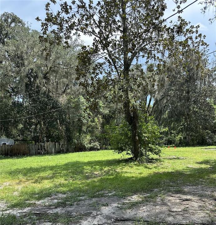 待售: $43,000 (0.36 acres)