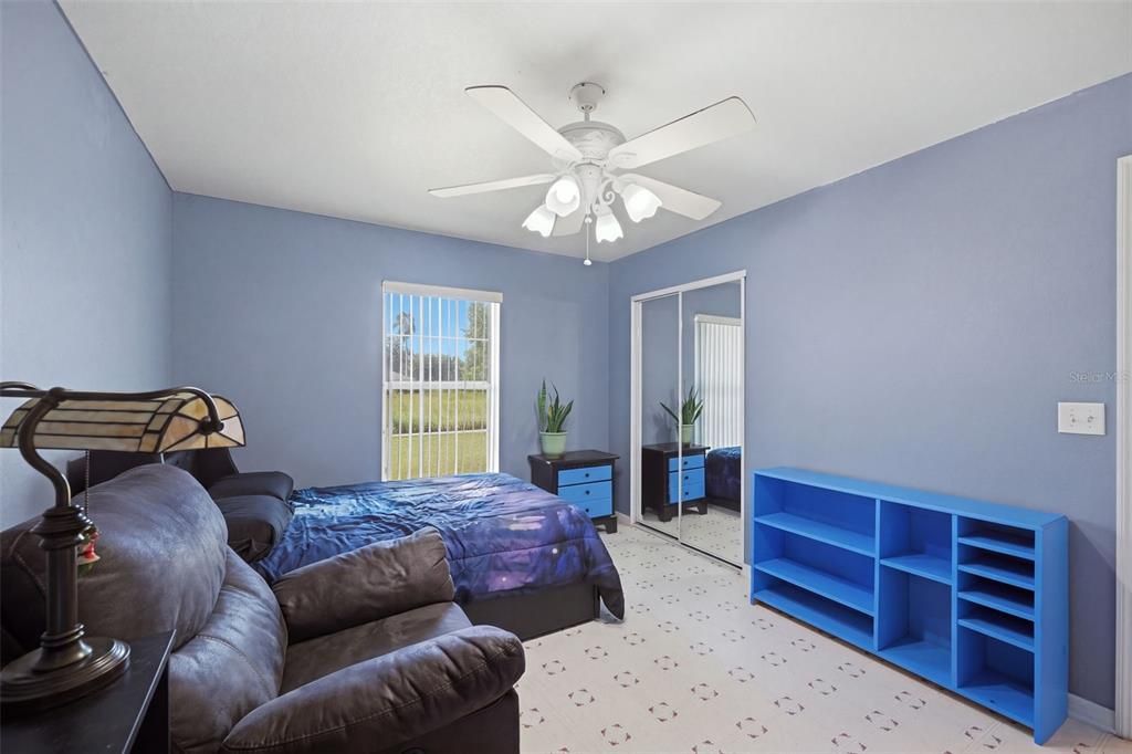 For Sale: $380,000 (3 beds, 2 baths, 1799 Square Feet)