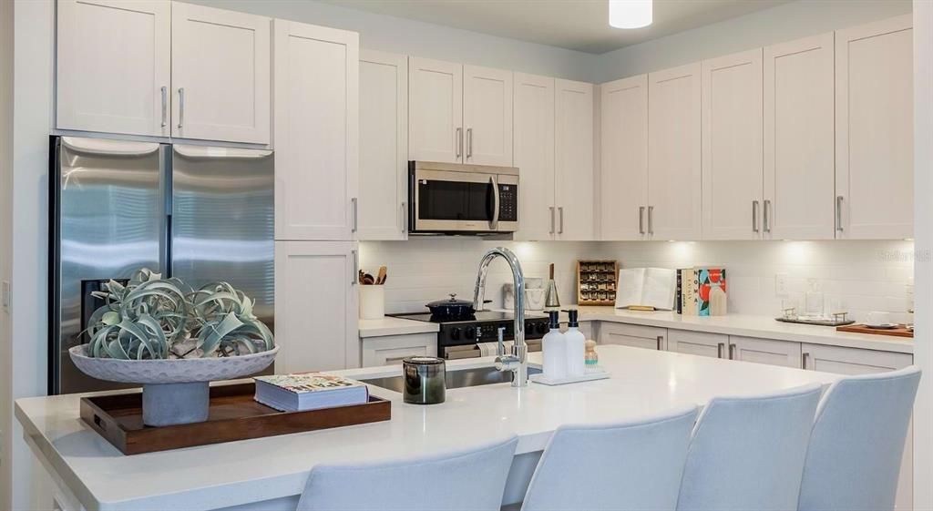 For Rent: $2,401 (2 beds, 2 baths, 1115 Square Feet)