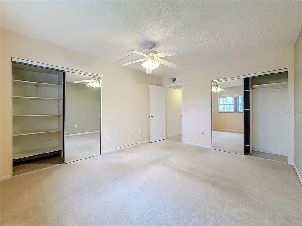 For Sale: $143,000 (2 beds, 1 baths, 1028 Square Feet)