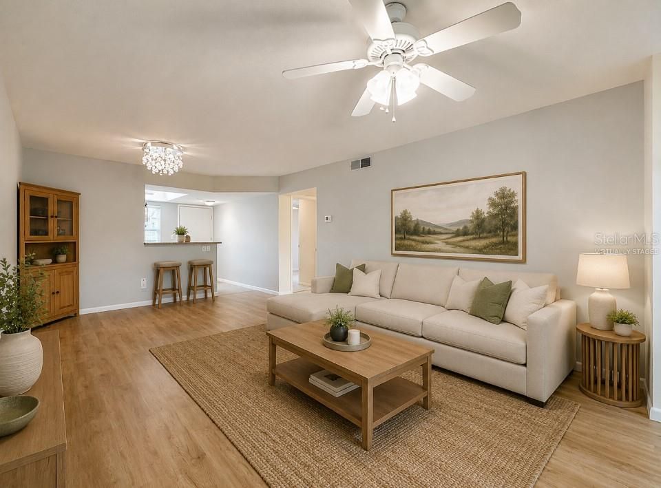 For Sale: $143,000 (2 beds, 1 baths, 1028 Square Feet)