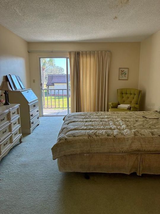 For Sale: $115,000 (2 beds, 2 baths, 1044 Square Feet)