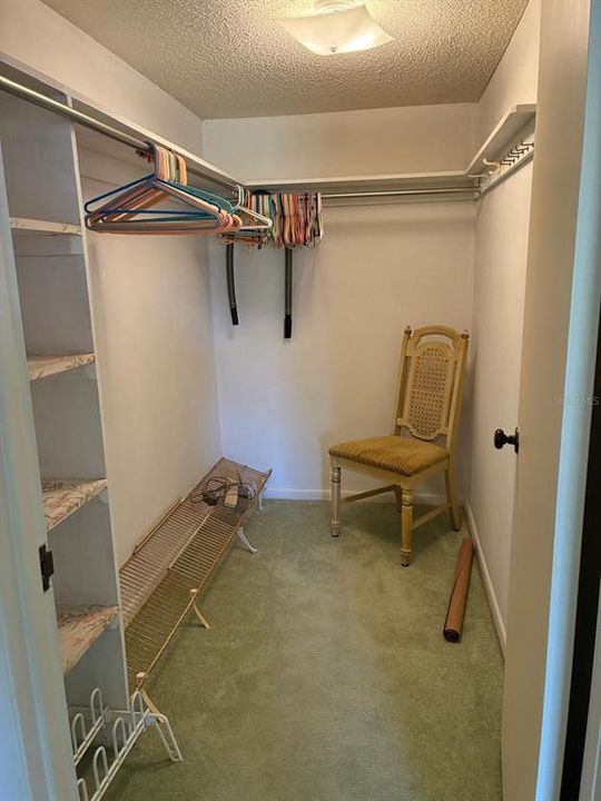 For Sale: $115,000 (2 beds, 2 baths, 1044 Square Feet)