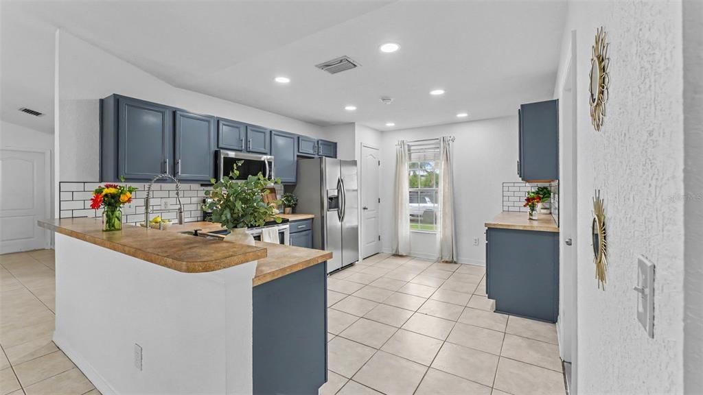 Activo con contrato: $315,000 (3 camas, 2 baños, 1758 Pies cuadrados)
