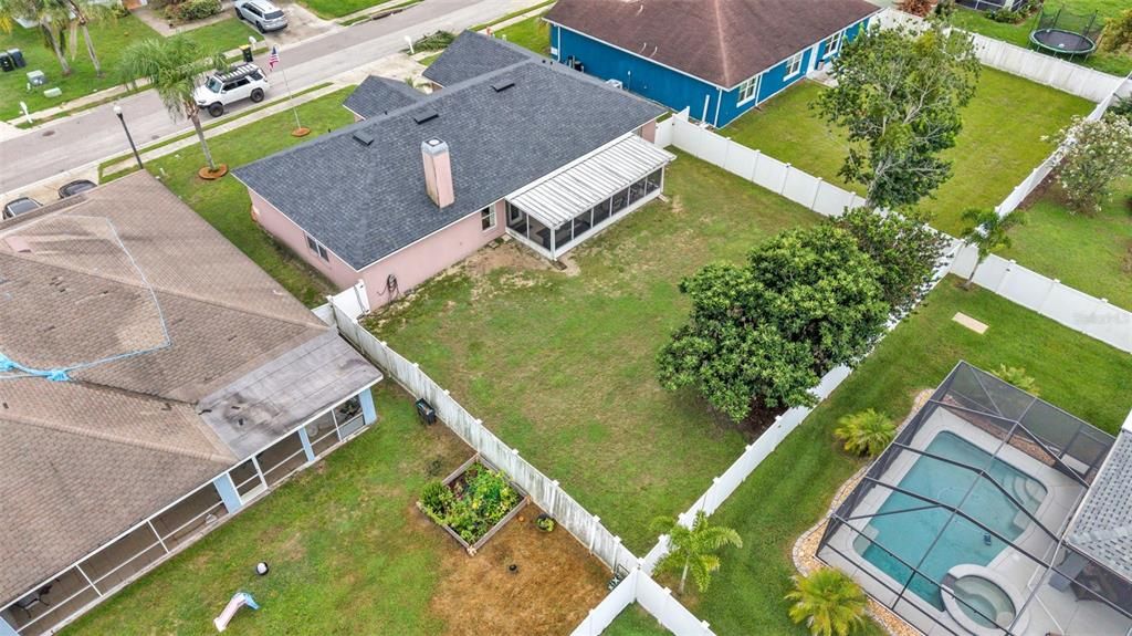 Activo con contrato: $315,000 (3 camas, 2 baños, 1758 Pies cuadrados)
