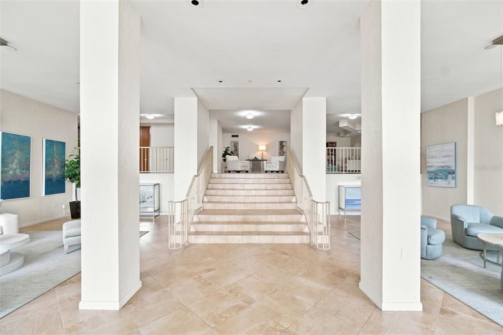 For Sale: $799,000 (2 beds, 2 baths, 1247 Square Feet)