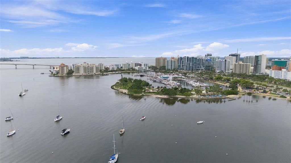 For Sale: $799,000 (2 beds, 2 baths, 1247 Square Feet)
