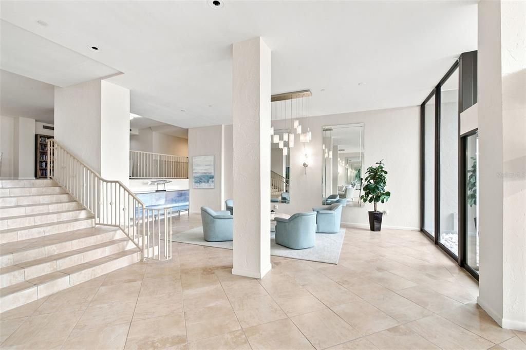 For Sale: $799,000 (2 beds, 2 baths, 1247 Square Feet)
