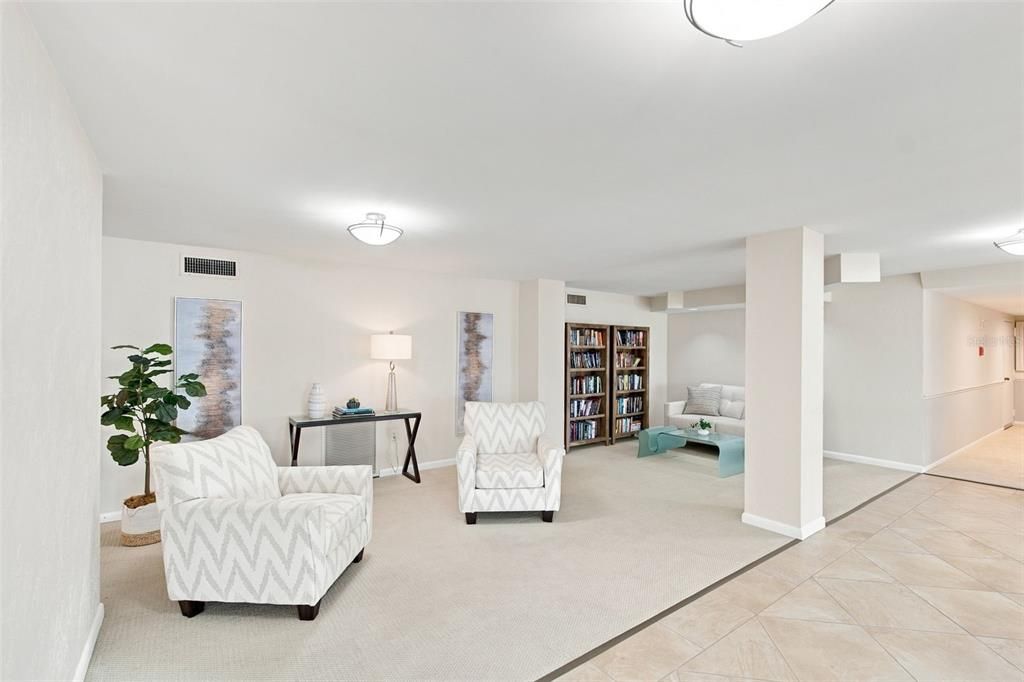 For Sale: $799,000 (2 beds, 2 baths, 1247 Square Feet)