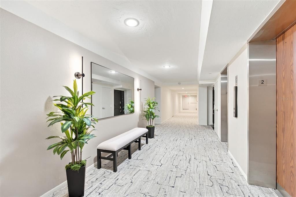 For Sale: $799,000 (2 beds, 2 baths, 1247 Square Feet)
