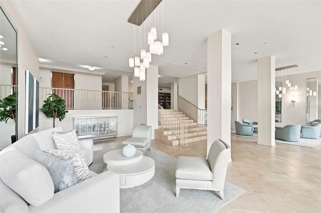 For Sale: $799,000 (2 beds, 2 baths, 1247 Square Feet)