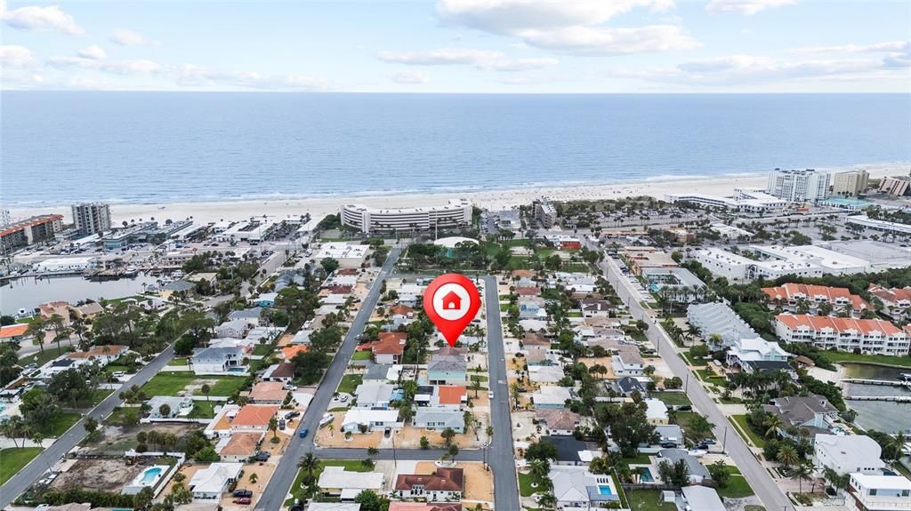 Activo con contrato: $375,000 (3 camas, 2 baños, 1382 Pies cuadrados)