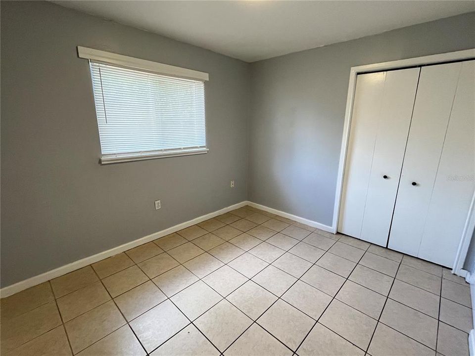 For Rent: $1,349 (3 beds, 1 baths, 915 Square Feet)