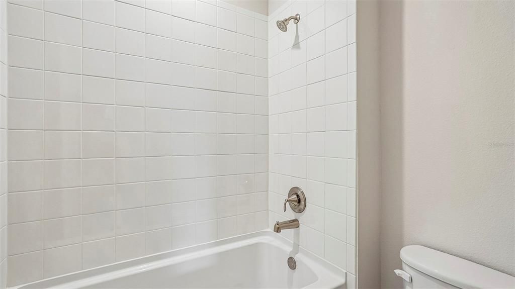 For Sale: $608,990 (5 beds, 3 baths, 2934 Square Feet)