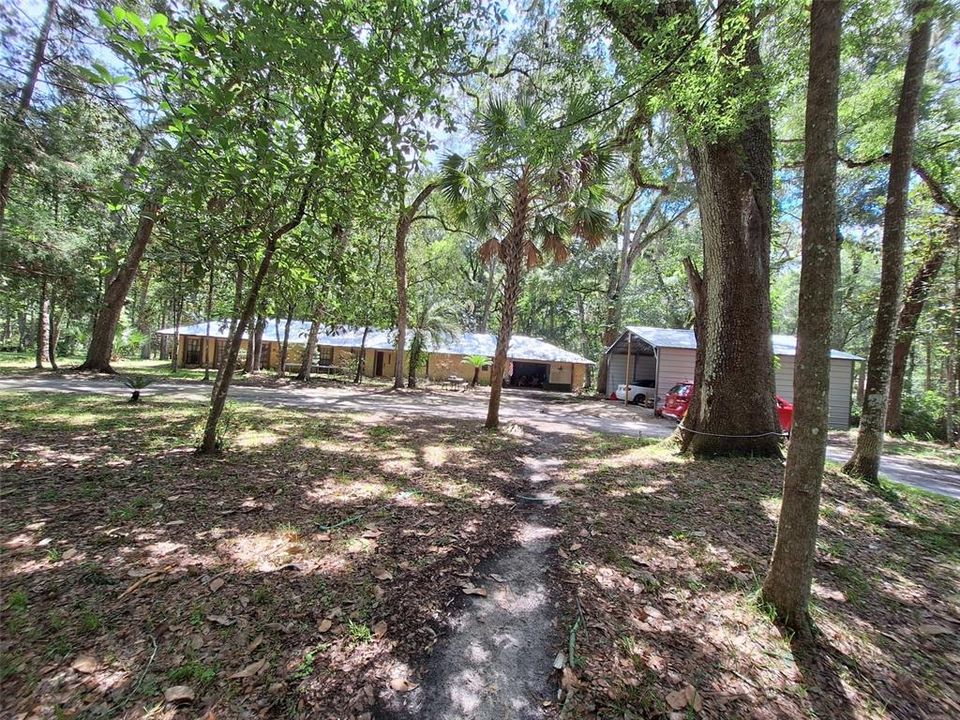 For Sale: $375,000 (3 beds, 3 baths, 2114 Square Feet)