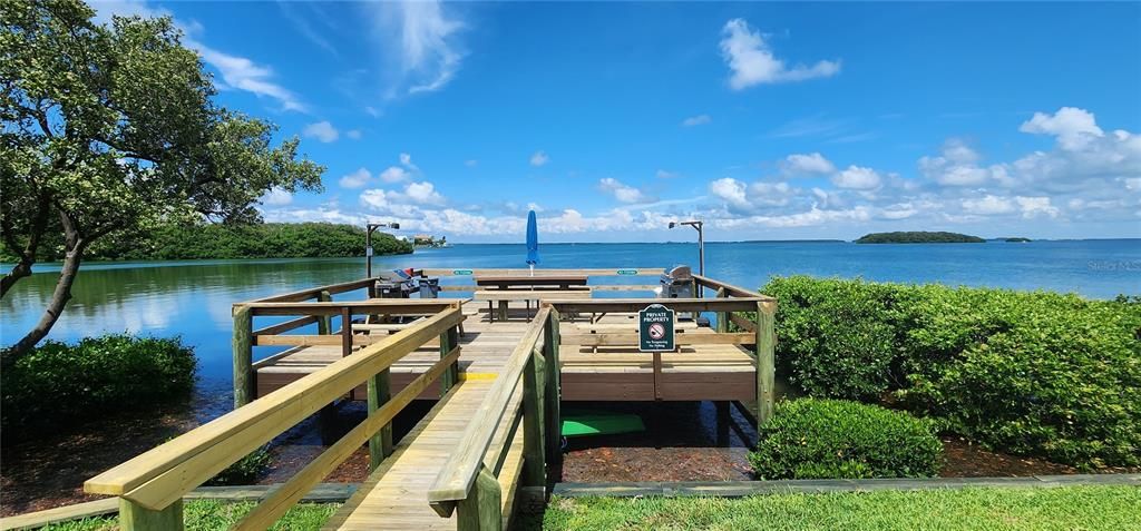 Active With Contract: $217,500 (1 beds, 1 baths, 665 Square Feet)