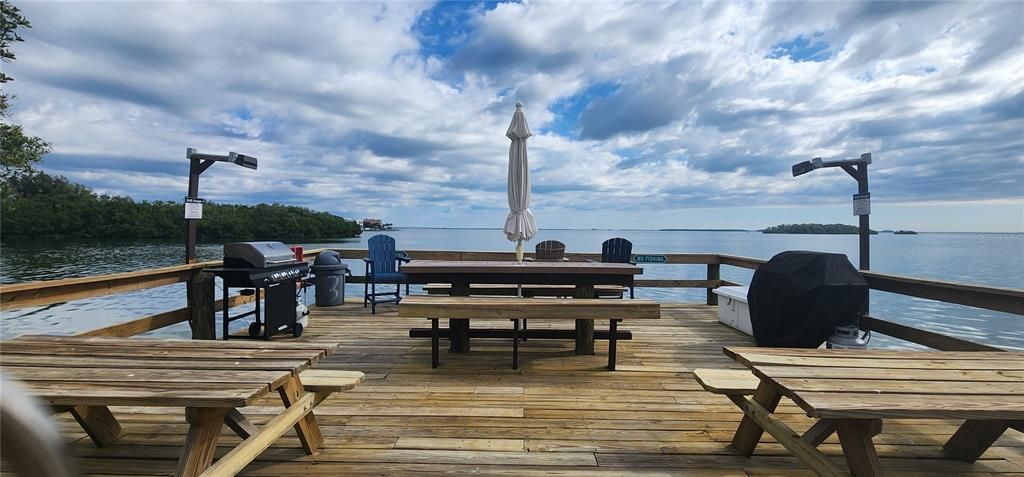 Active With Contract: $217,500 (1 beds, 1 baths, 665 Square Feet)