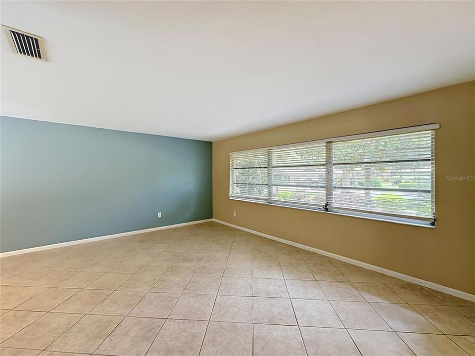 For Sale: $457,900 (4 beds, 3 baths, 2166 Square Feet)