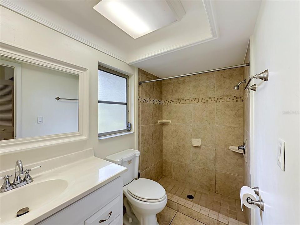 For Sale: $457,900 (4 beds, 3 baths, 2166 Square Feet)