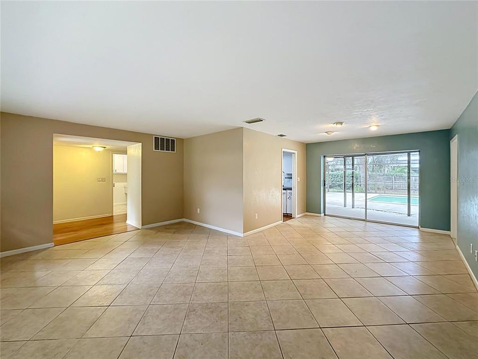 For Sale: $457,900 (4 beds, 3 baths, 2166 Square Feet)