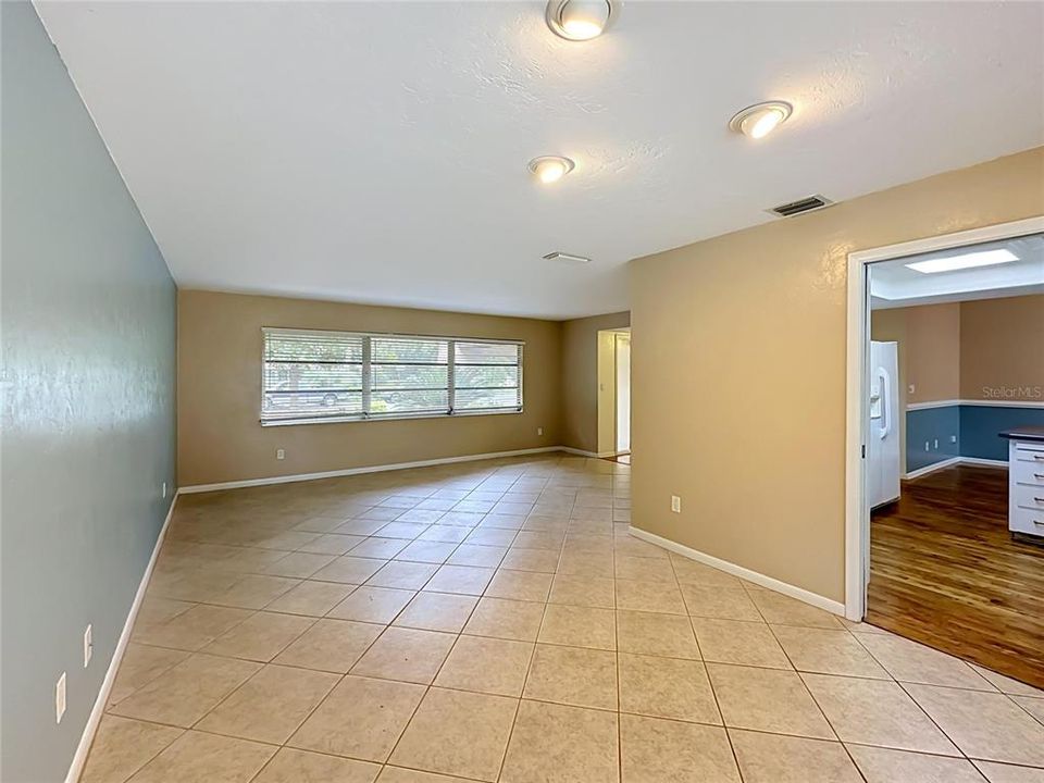 For Sale: $457,900 (4 beds, 3 baths, 2166 Square Feet)