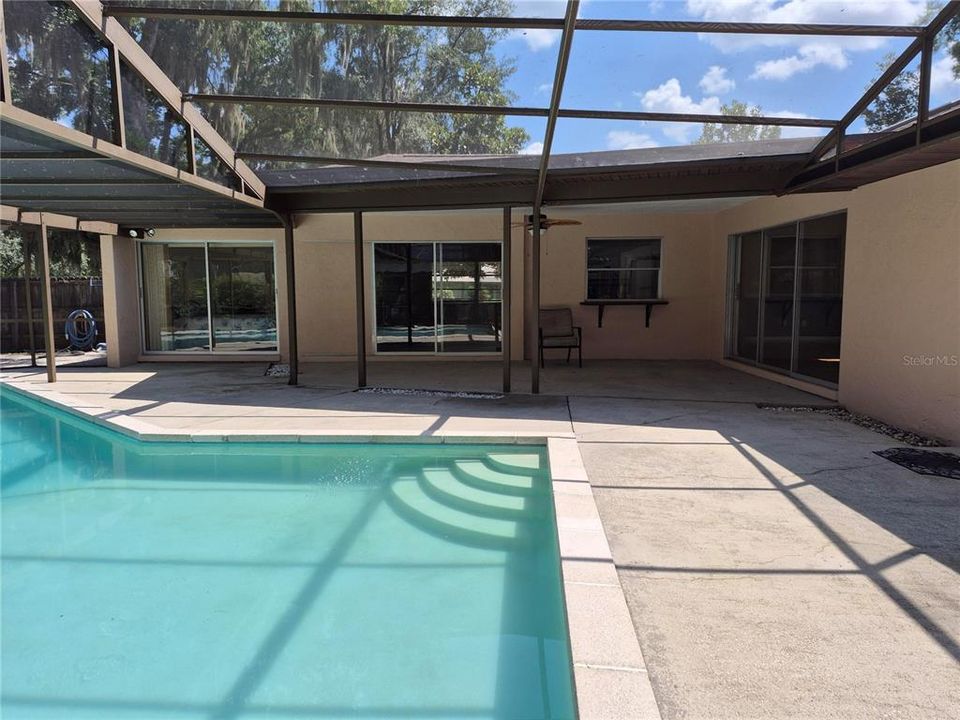 For Sale: $457,900 (4 beds, 3 baths, 2166 Square Feet)