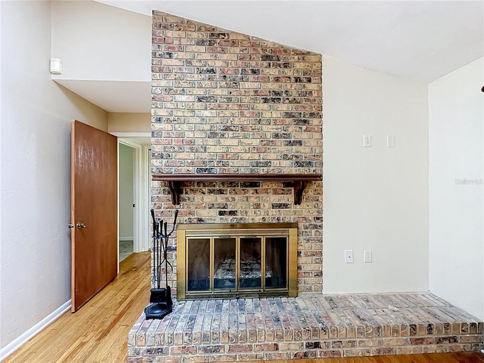 For Sale: $457,900 (4 beds, 3 baths, 2166 Square Feet)