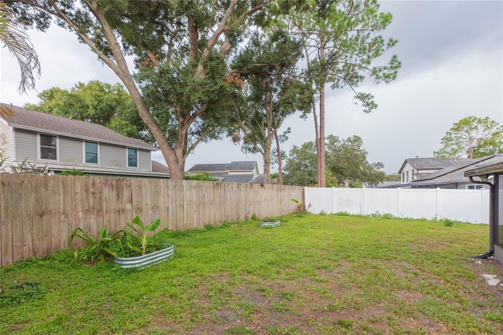For Sale: $449,000 (3 beds, 2 baths, 1464 Square Feet)