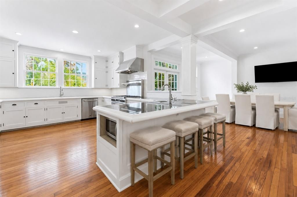 En Venta: $3,000,000 (7 camas, 7 baños, 7223 Pies cuadrados)