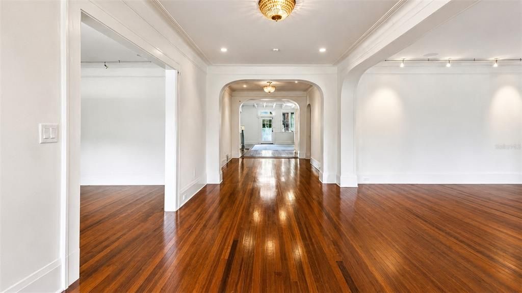 En Venta: $3,000,000 (7 camas, 7 baños, 7223 Pies cuadrados)