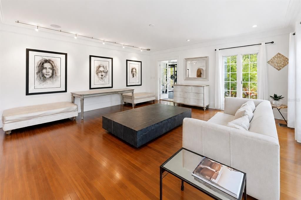 En Venta: $3,000,000 (7 camas, 7 baños, 7223 Pies cuadrados)