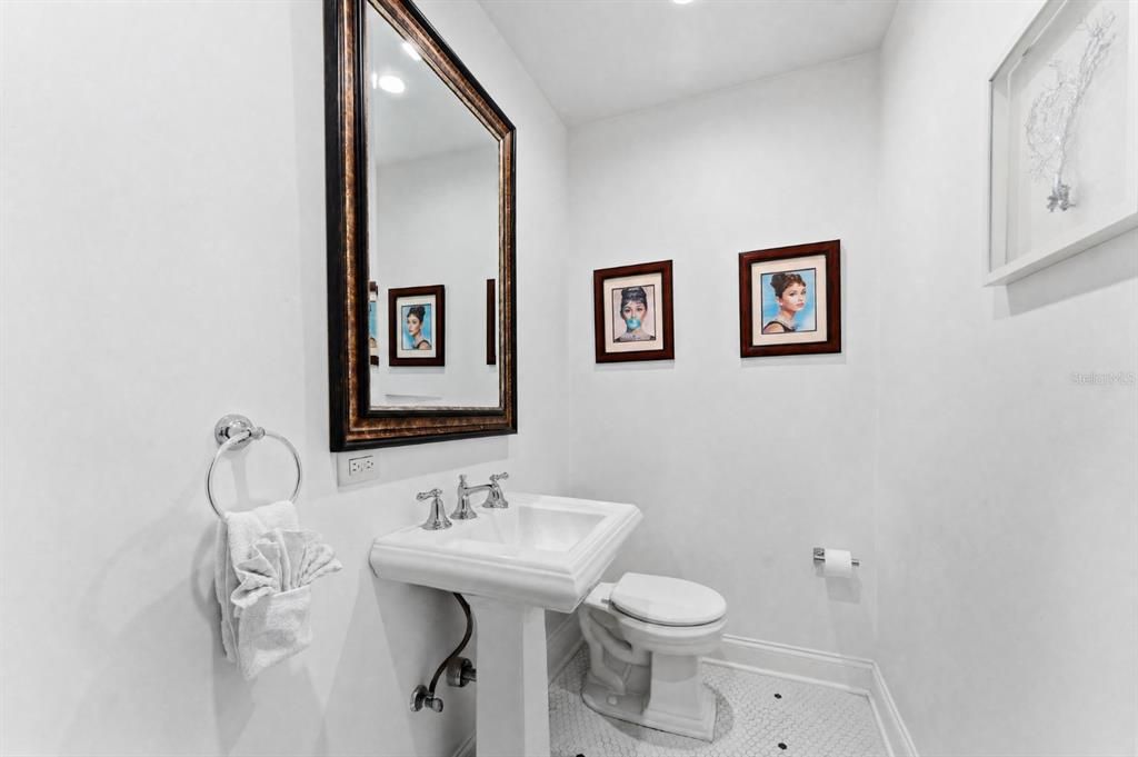 En Venta: $3,000,000 (7 camas, 7 baños, 7223 Pies cuadrados)