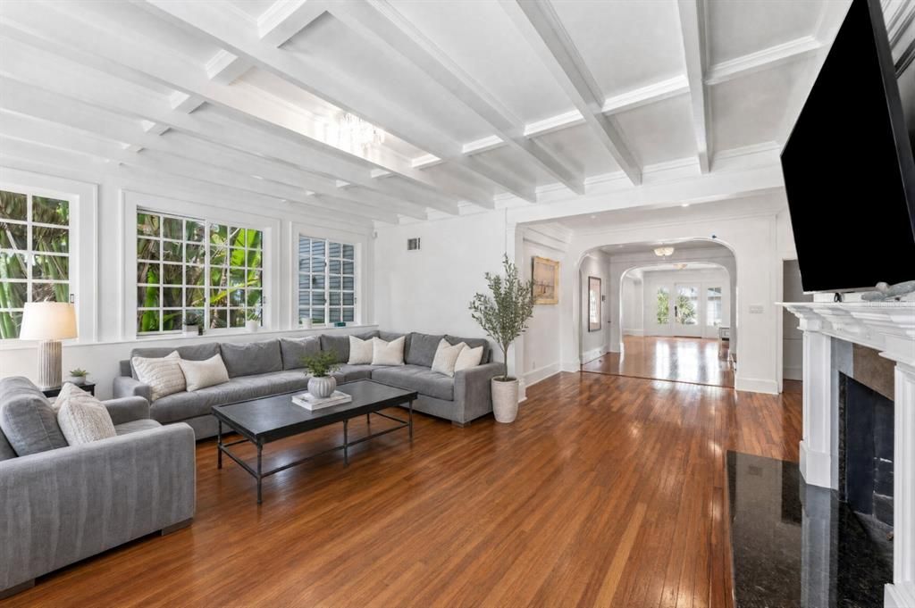 En Venta: $3,000,000 (7 camas, 7 baños, 7223 Pies cuadrados)