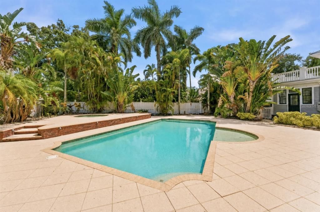 En Venta: $3,000,000 (7 camas, 7 baños, 7223 Pies cuadrados)