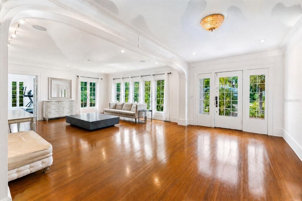 En Venta: $3,000,000 (7 camas, 7 baños, 7223 Pies cuadrados)
