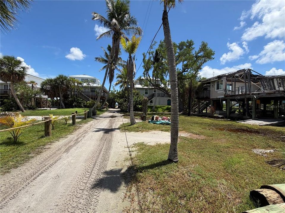 Activo con contrato: $66,000 (0.17 acres)