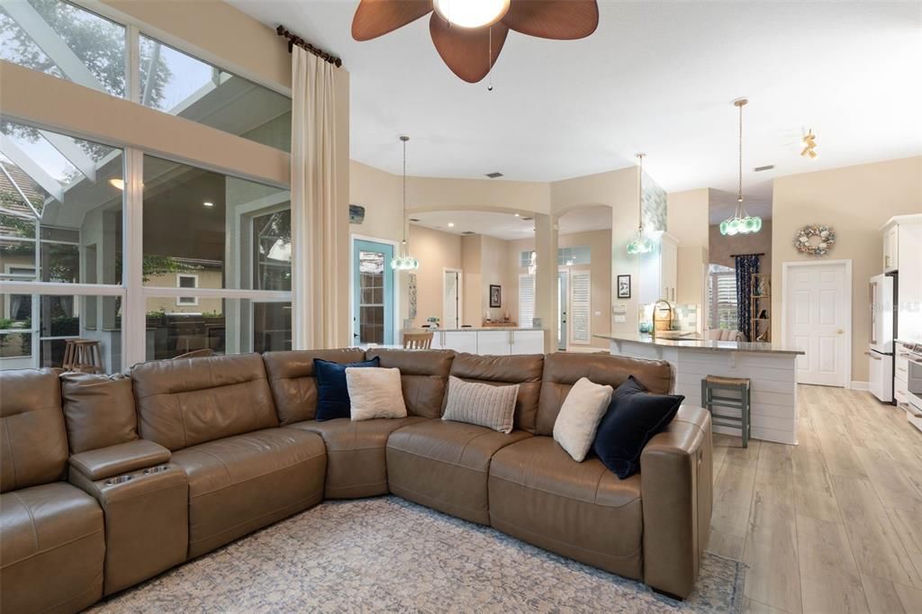 For Sale: $775,000 (5 beds, 3 baths, 3212 Square Feet)